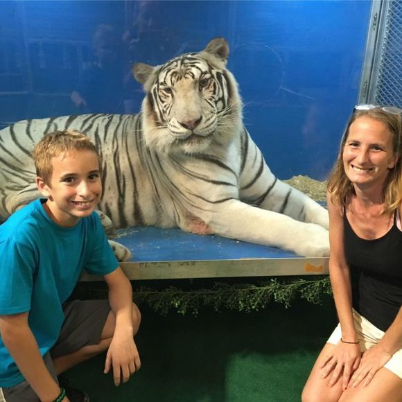 Meet your Posher, Tina - Picture 1 of 1